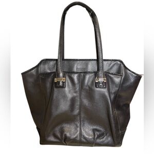 Coach taylor north south black large tote shoulder bag